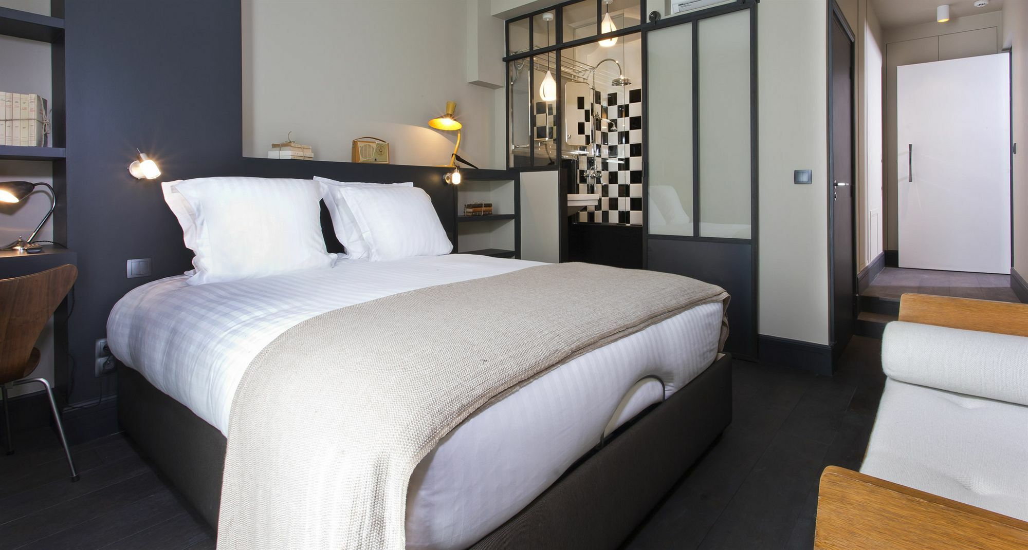 1er Etage Marais Hotel Parigi