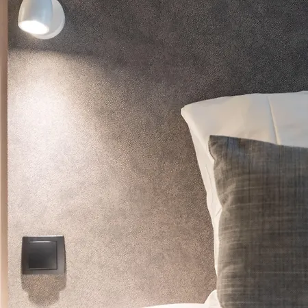 1er Etage Marais Hotel Parigi